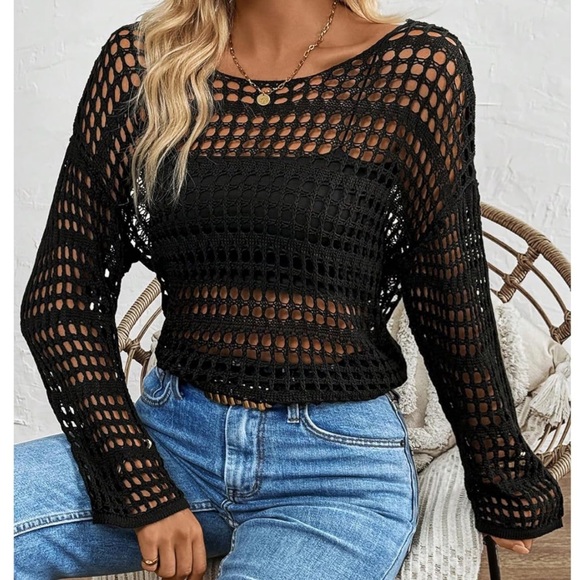 NWT Women's Scoop Neck, Long Sleeve, Crochet Knitted Top - Picture 4 of 6